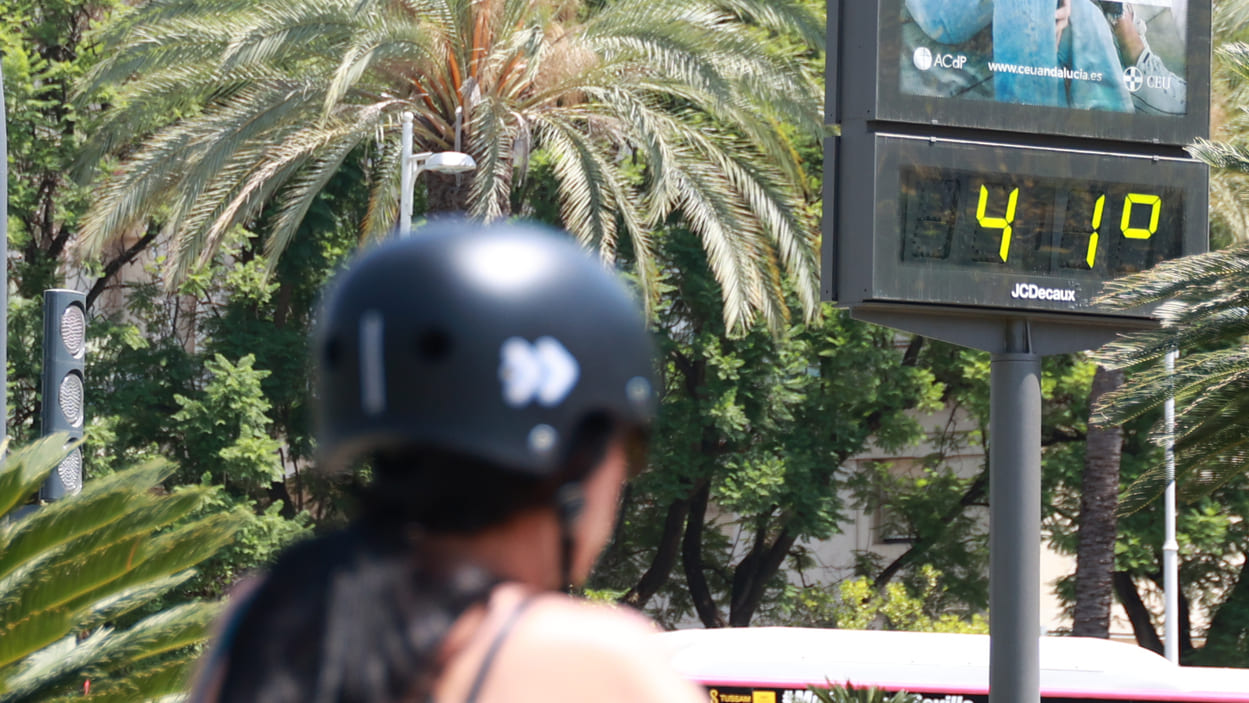 España afronta la primera ola de calor del verano. EP.
