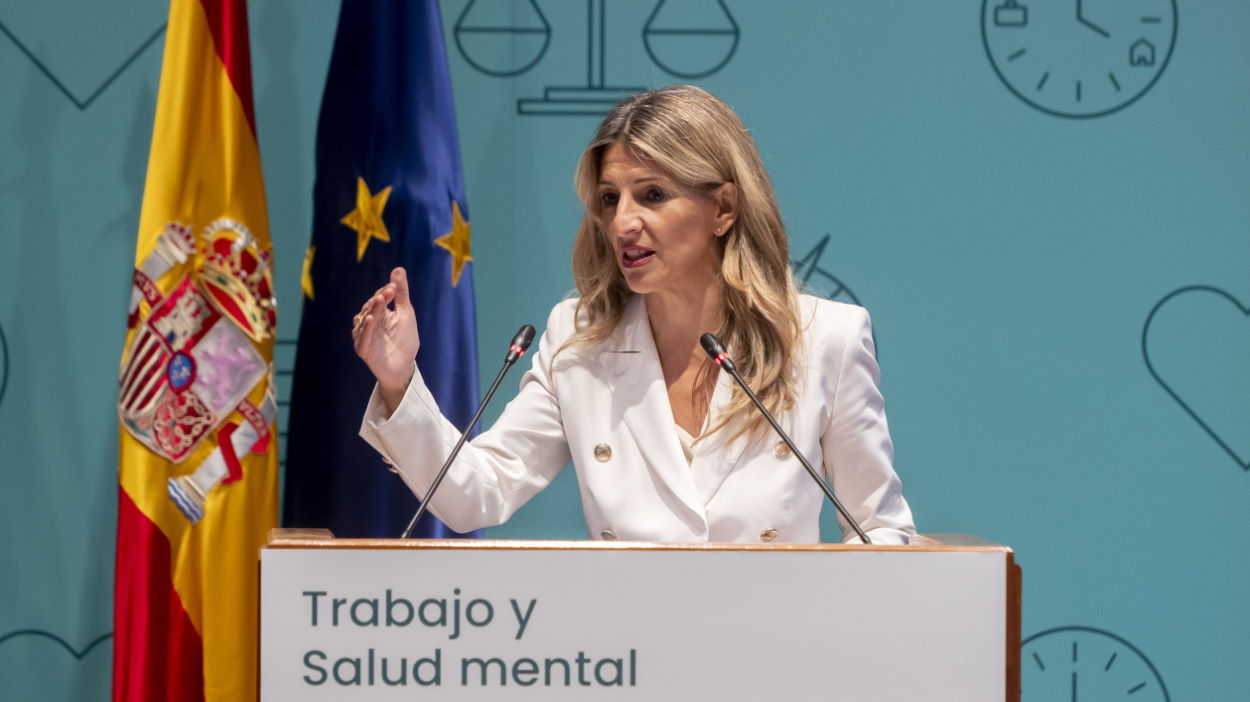 Sumar insiste en su intención de convencer a Junts para la reducción de jornada. EP.