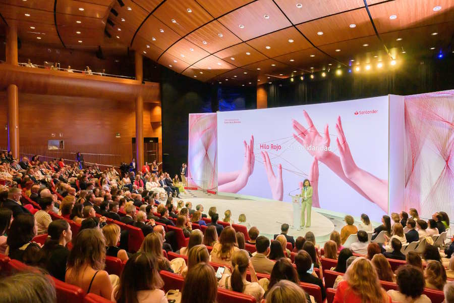 ana patricia botin solidaridad banco santander