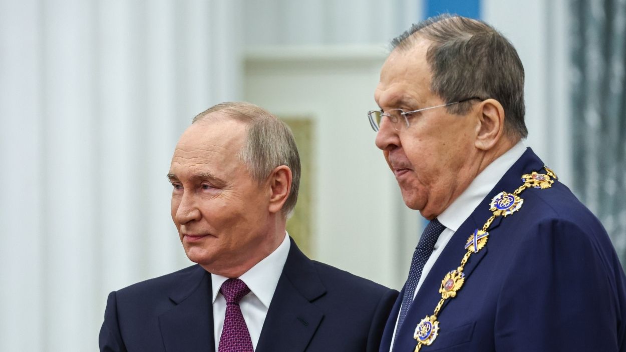 Vladimir Putin con Sergei Levrov. EP