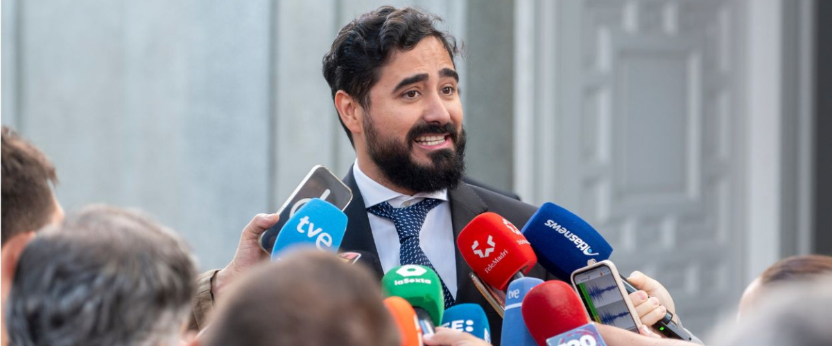 La Policía concluye que Alvise recibió 100.000 euros de un empresario para financiar la campaña de las europeas