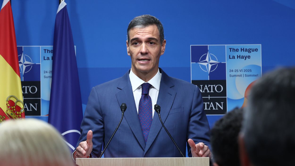 El presidente del Gobierno, Pedro Sánchez, en su comparecencia en La Haya tras la Cumbre de la OTAN. EP.