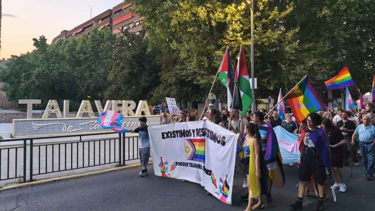 Manifestación Orgullo LGTBI Talavera de la Reina