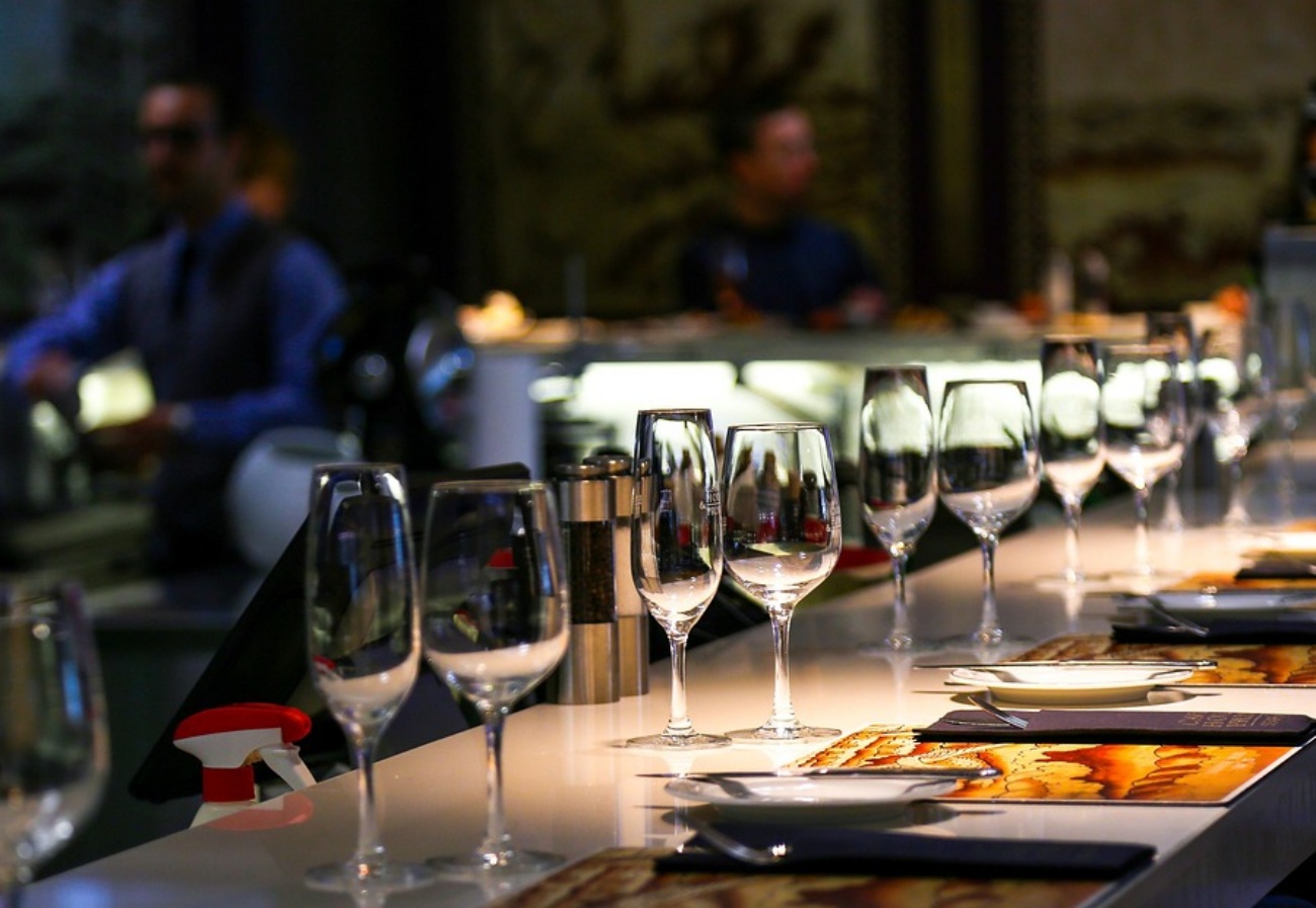 Interior de un restaurante (Foto: Pixabay)