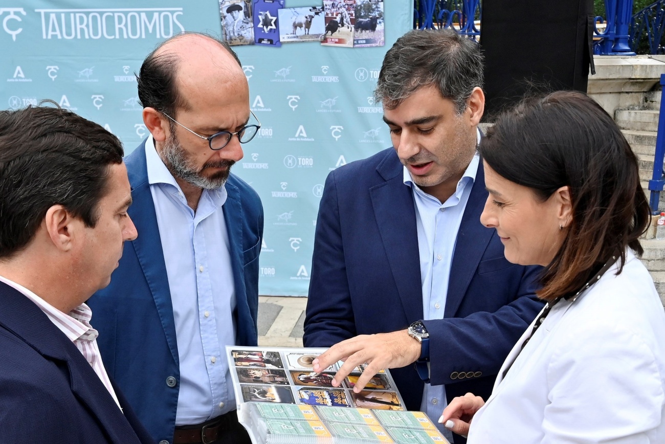 Acusan a la alcaldesa de Santander de "adoctrinamiento infantil "a través de los TauroCromos. (Foto: EP)