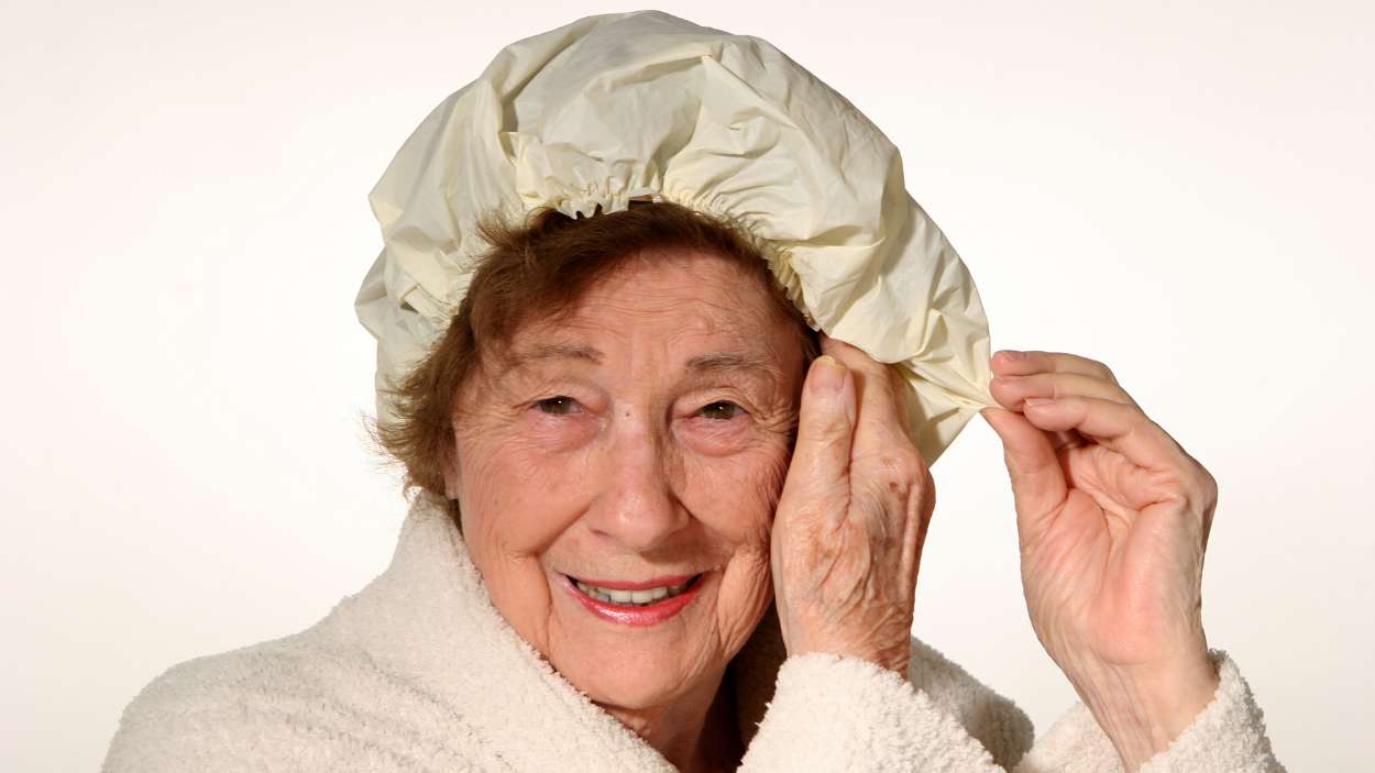 ¿Cuántas veces por semana conviene ducharse o bañarse a partir de los 60 años?
