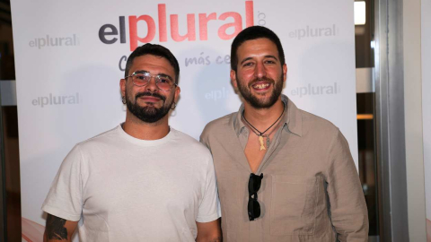 El periodista Roberto Ugena y el subdirector de ElPlural.com, Javier Pardo