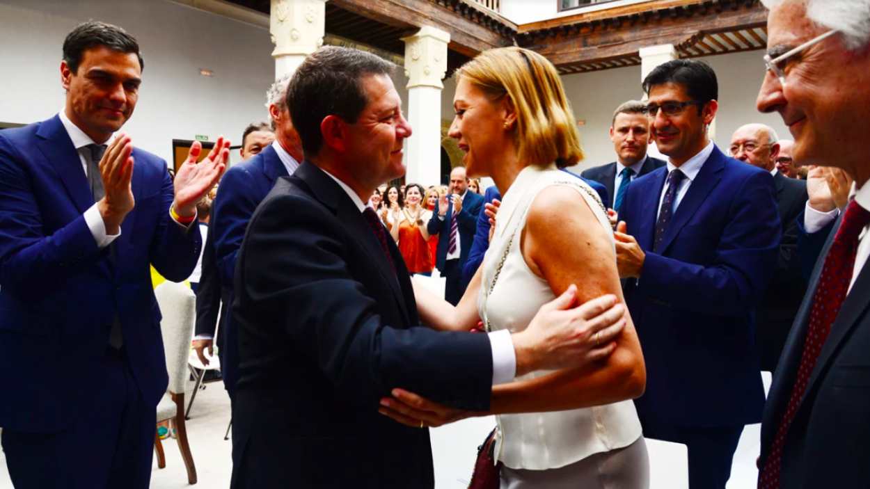 Toma de posesión de Emiliano García-Page como presidente de Castilla-La Mancha el 4 de julio de 2015.