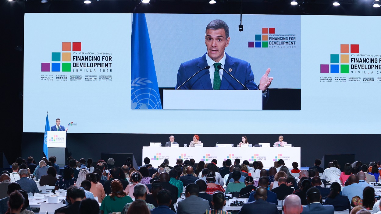El presidente del Gobierno, Pedro Sánchez, clausura la IV Conferencia Internacional sobre la Financiación para el Desarrollo de la ONU. EP.