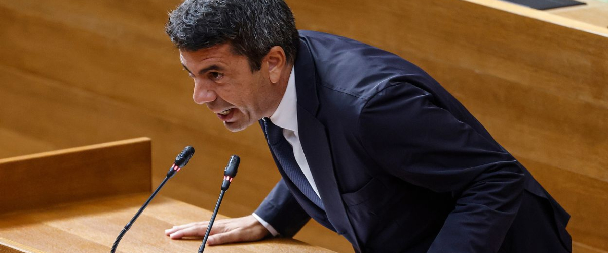 Denuncian que el Gobierno de Mazón espió a bomberos a través de una cámara oculta: “Prácticas mafiosas e ilegales”