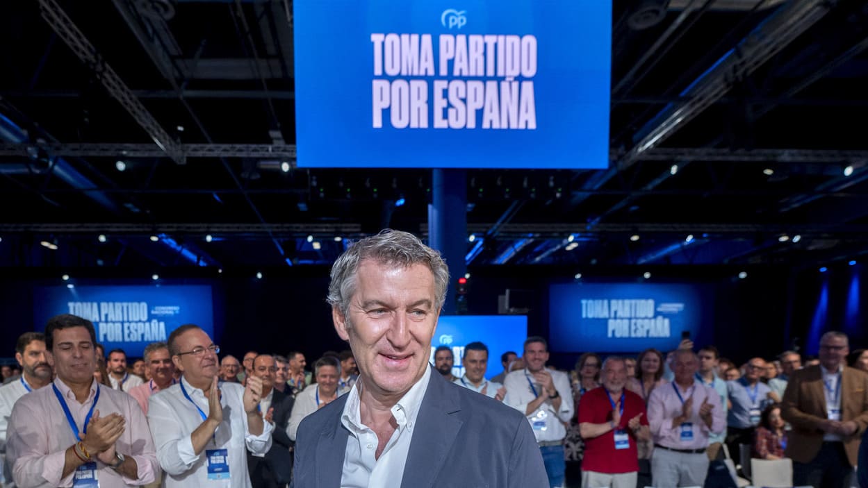El presidente del PP, Alberto Núñez Feijóo, durante la segunda jornada del XXI Congreso Nacional del Partido Popular. EP.