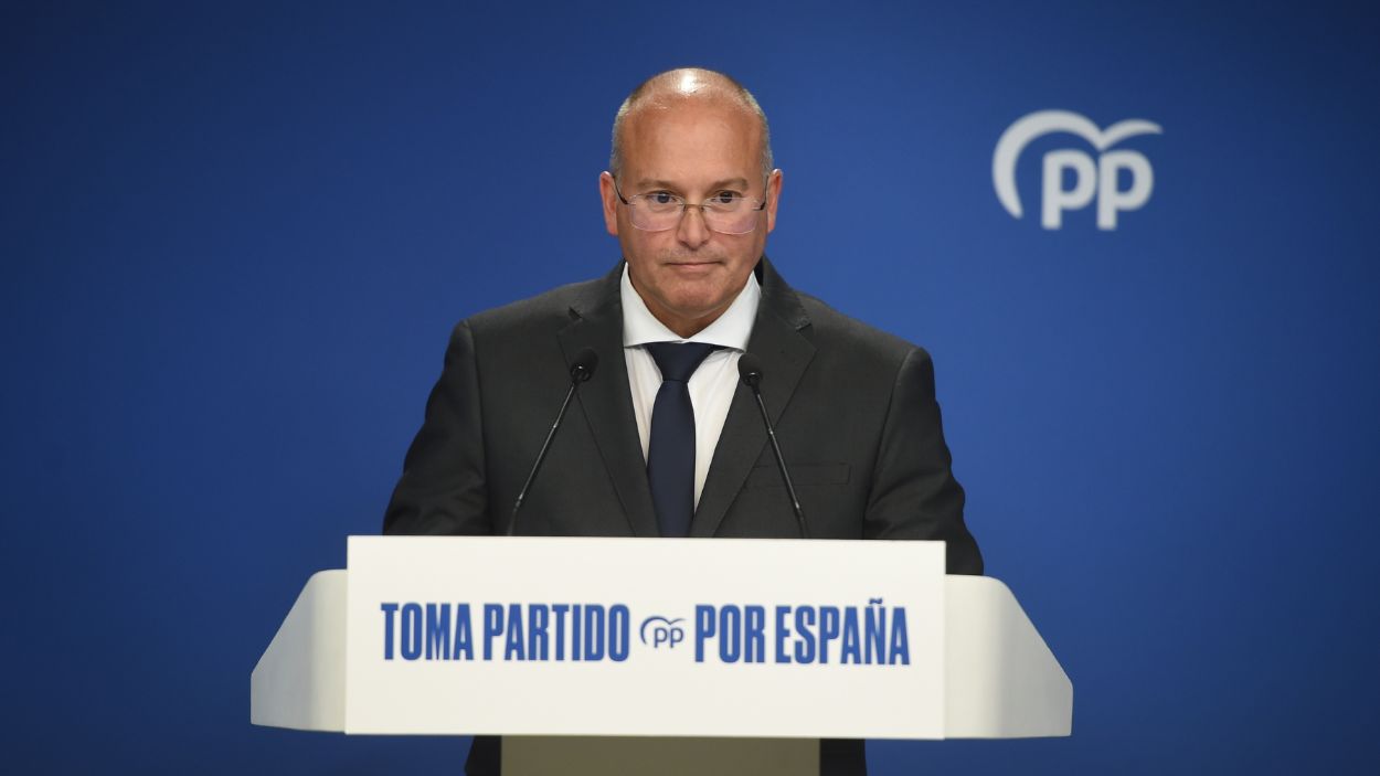 El nuevo secretario general del PP, Miguel Tellado, durante una rueda de prensa. EP. 