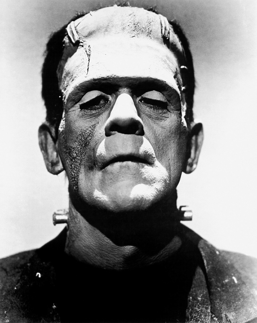 Frankenstein resucita otra vez en Terror en el Laboratorio