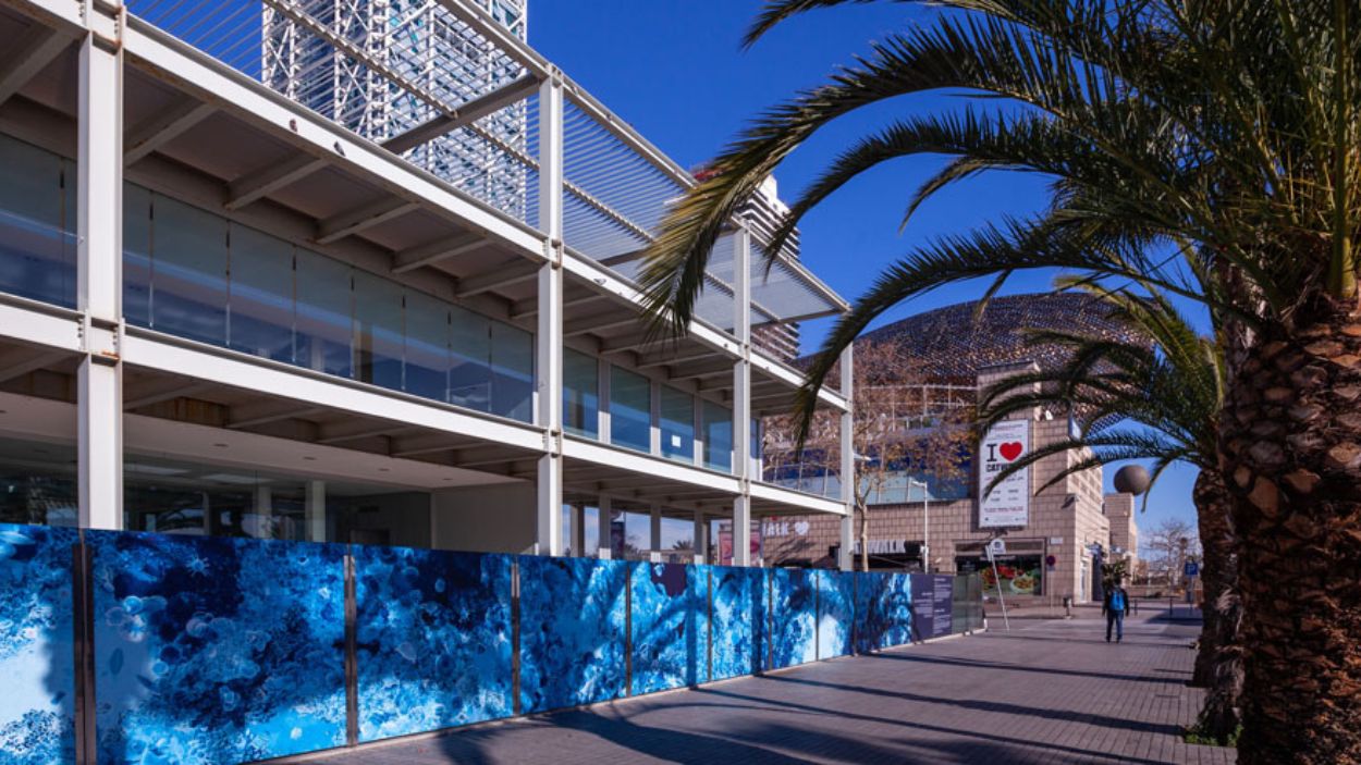 Fotografía de la fachada del Instituto de Ciencias del Mar (ICM CSIC)