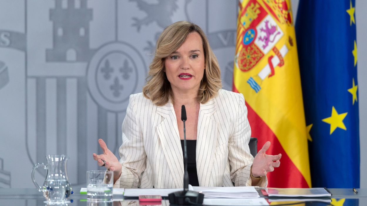 La ministra portavoz y de Educación del Gobierno central, Pilar Alegría, en la rueda de prensa tras el Consejo de Ministros en Moncloa. EP.