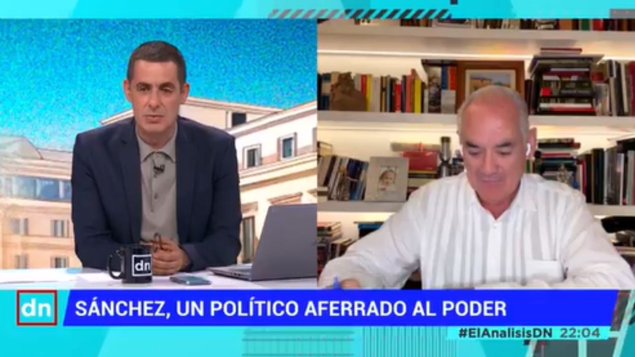 Antonio Naranjo y el doctor Cabrera en 'El análisis diario de la noche'. Telemadrid