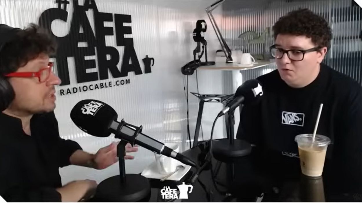 Facu Díaz en La Cafetera junto a Fernando Berlín