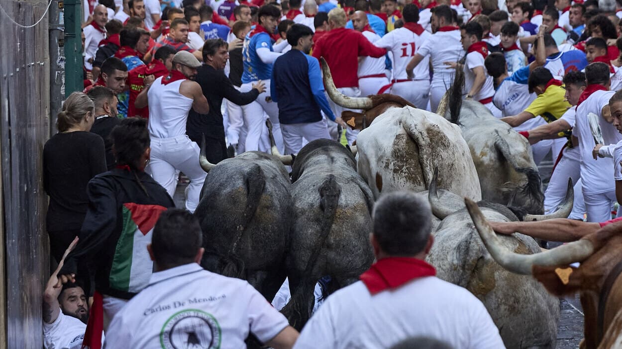 Imagen del quinto encierro de San Fermín 2025. EP.