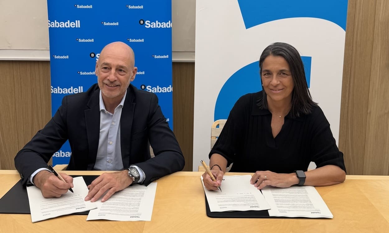 Banco Sabadell y Avalis renuevan el acuerdo para facilitar el crédito a pymes y autónomos. EP