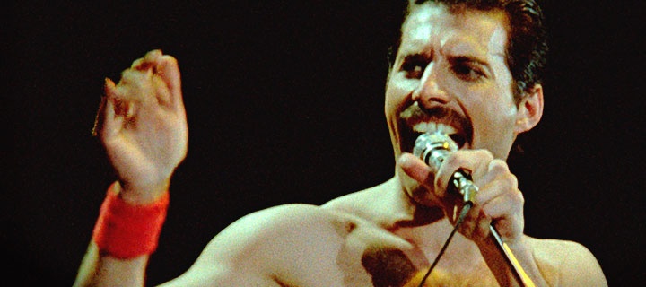 Recordamos al cantante Freddie Mercury en el Día Mundial del Sida