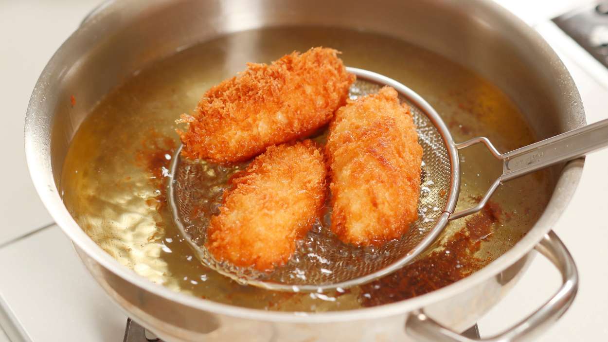 El tuit viral que saca a relucir el enfrentamiento entre un cliente y un restaurante por una croqueta