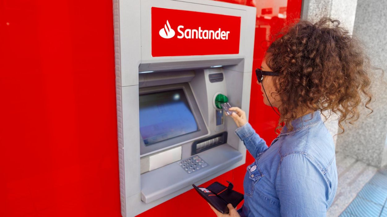 Santander es la primera empresa del IBEX en lograr el certificado 360º de AENOR 