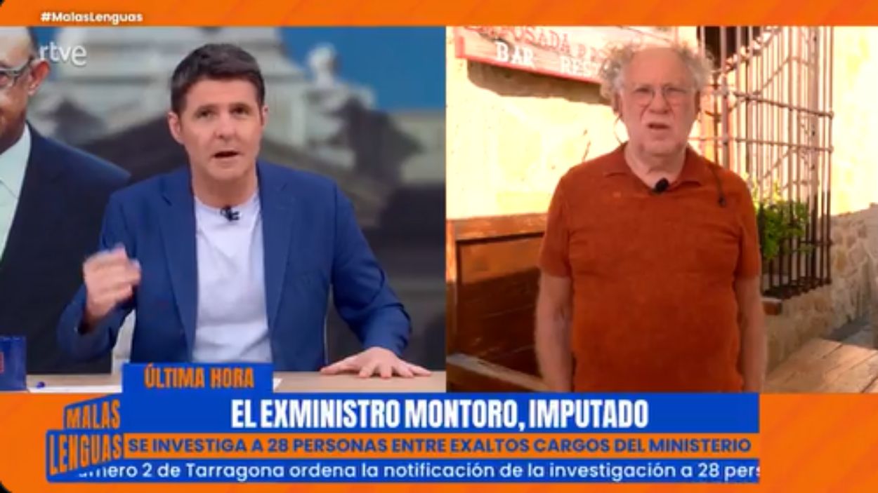 Jesús Cintora y Ernesto Ekaizer, en 'Malas Lenguas'. TVE