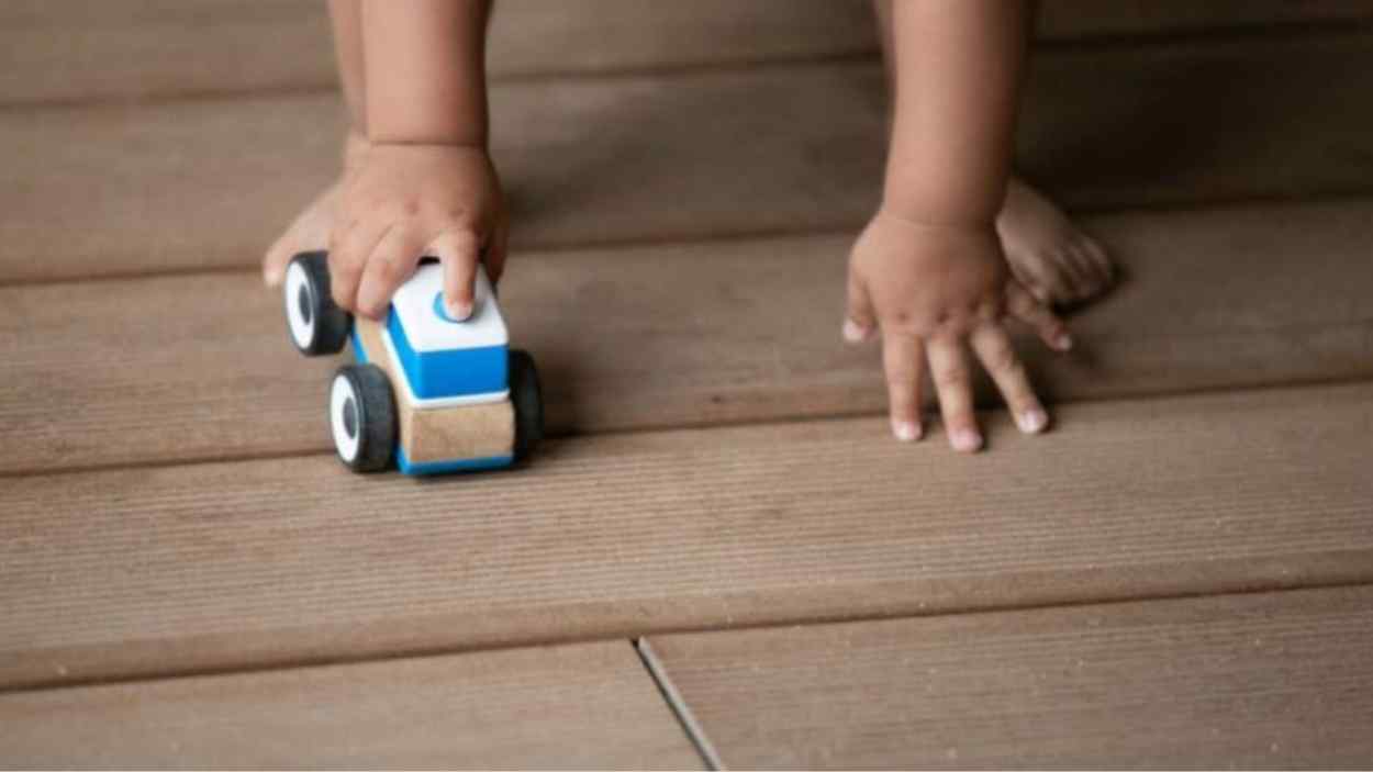 Barcelona prioriza la lucha contra la pobreza infantil