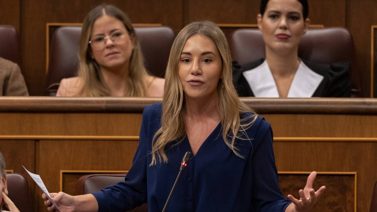 Noelia Núñez interviene durante una sesión de control al Gobierno. EP/Archivo.