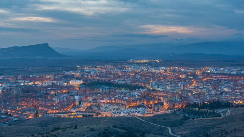 La ciudad de Soria al anochecer La ciudad de Soria al anochecer