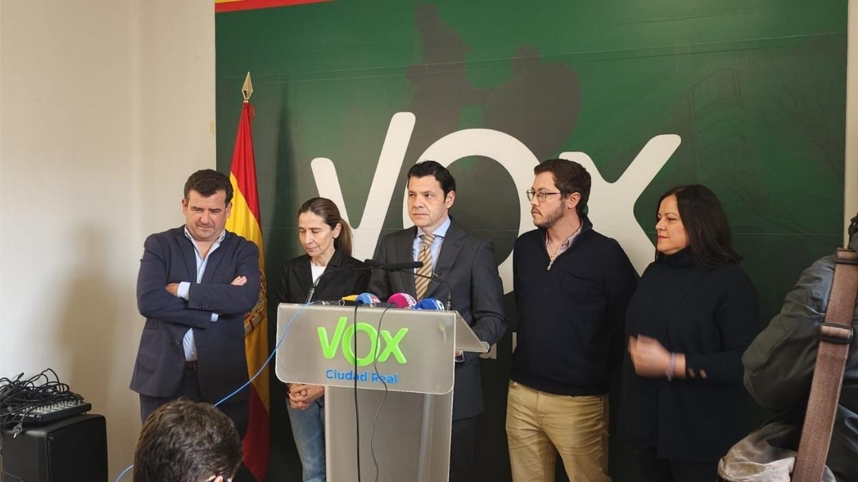 Varios miembros de Vox Ciudad Real. Archivo EP.