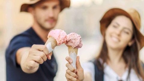 El verano transforma los hábitos alimentarios y de consumo de los españoles, según Just Eat