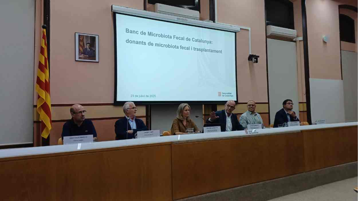 Santiago Marco (paciente receptor); Jaume Tort (OCATT); Begoña González (Clínico); Ignacio Carrasco (CatSalut); Jordi Guardiola (Bellvitge), y Joan Ramon Grífols (BST)