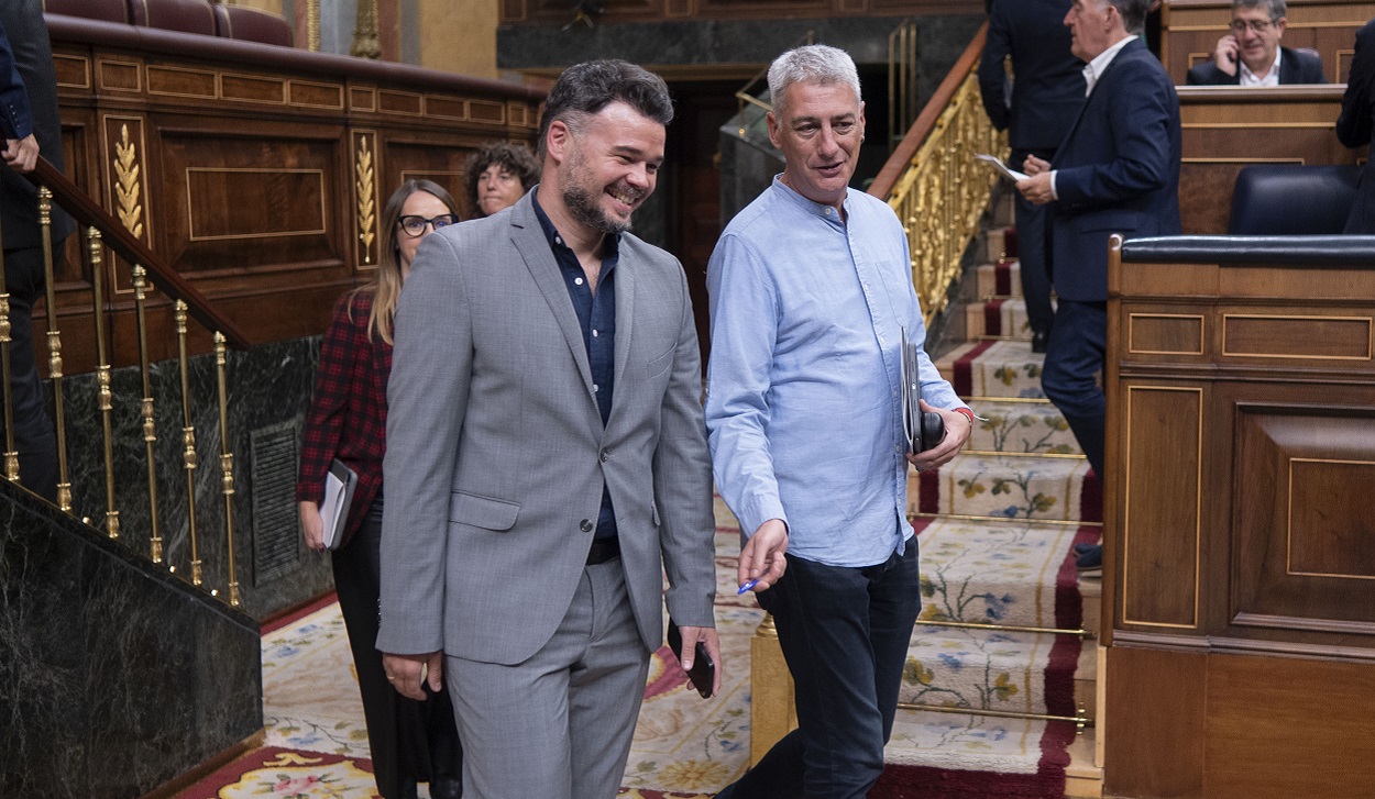 El portavoz de ERC en el Congreso, Gabriel Rufián; y el de EH Bildu, Oskar Matute. EP