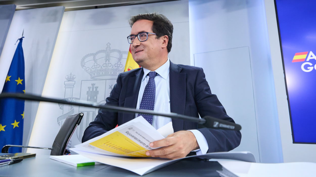El Gobierno lleva al Congreso el registro de medios. EP.