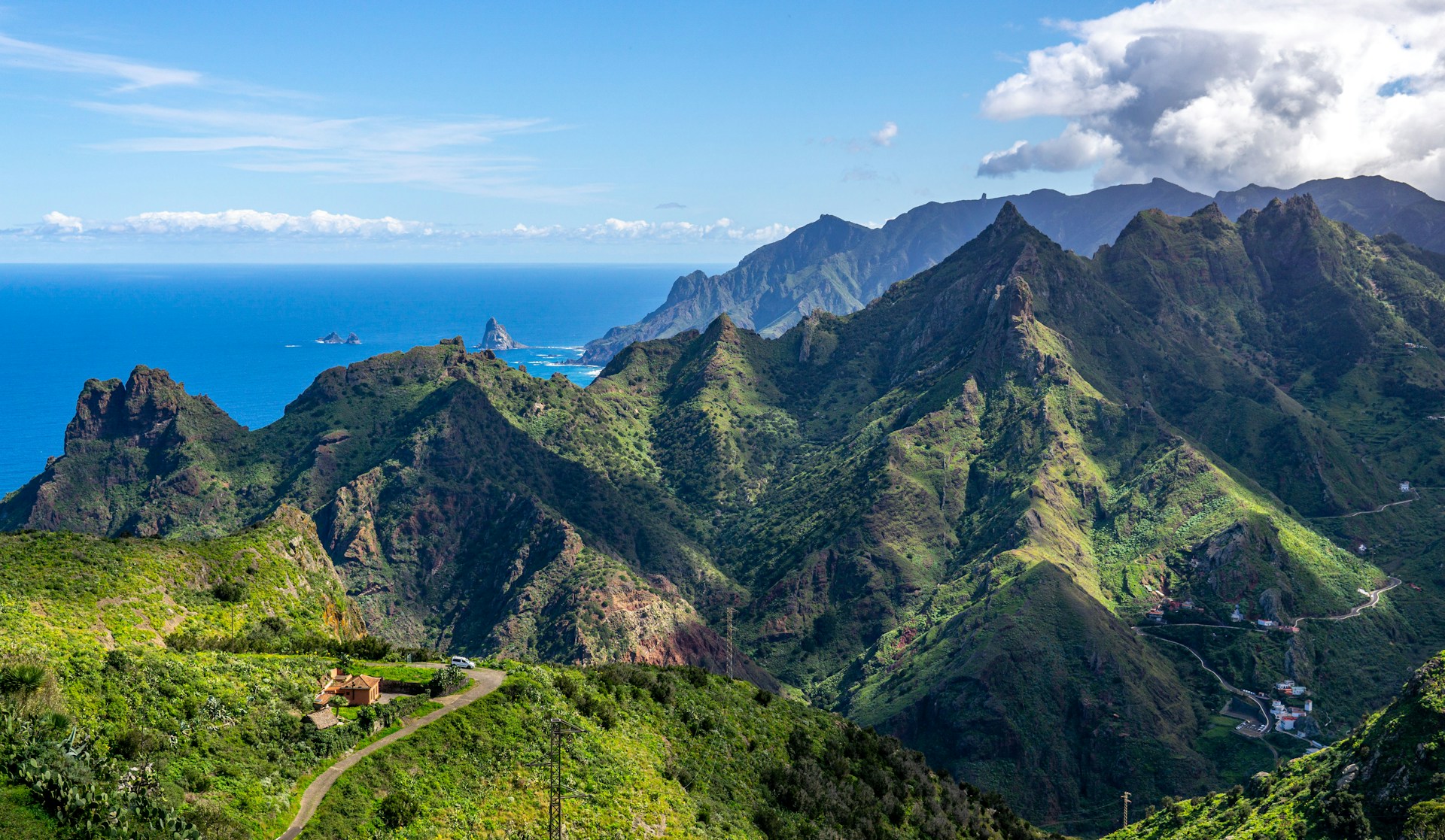 Impresionantes paisajes de Tenerife / Foto de Hendrik Cornelissen en UNSPLASH