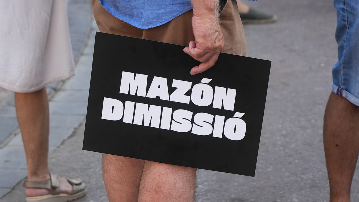  Manifestación para reclamar la dimisión del presidente de la Generalitat, Carlos Mazón. EP.