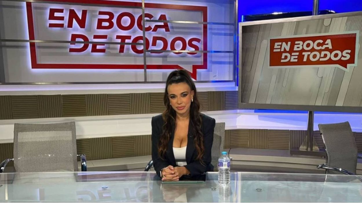 Sarah Santaolalla en el plató de 'En boca de todos'