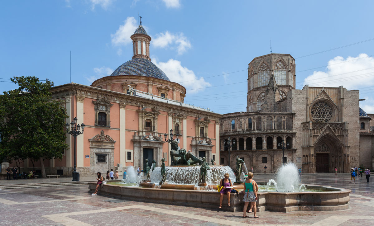 Plaza de la Virgen de Valencia