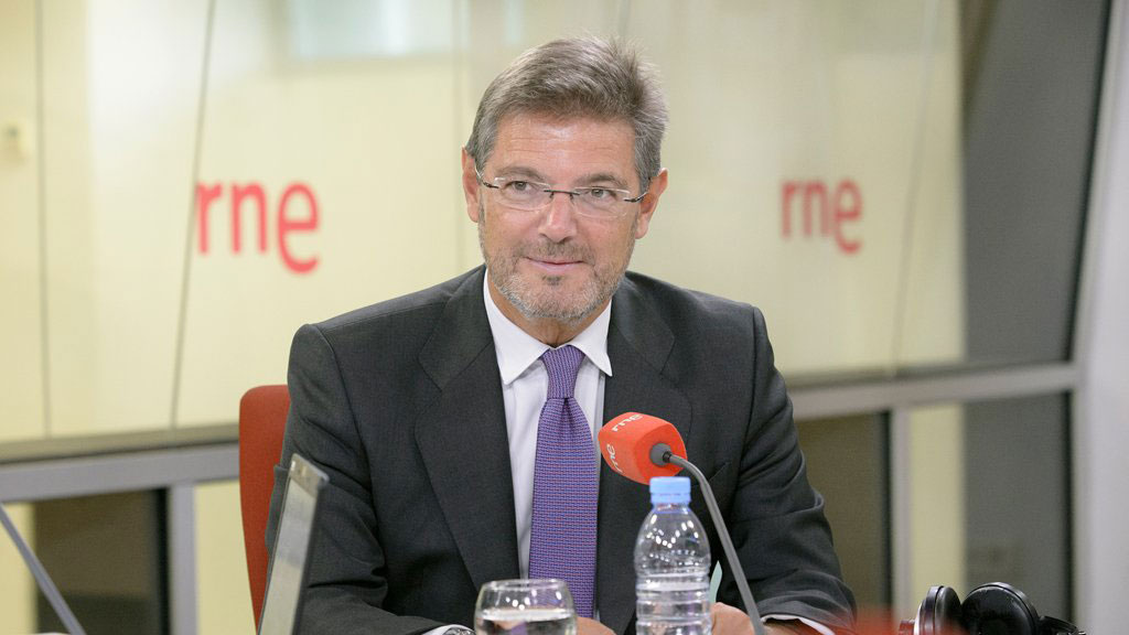 El ministro de Justicia, Rafael Catalá, durante su entrevista en RNE