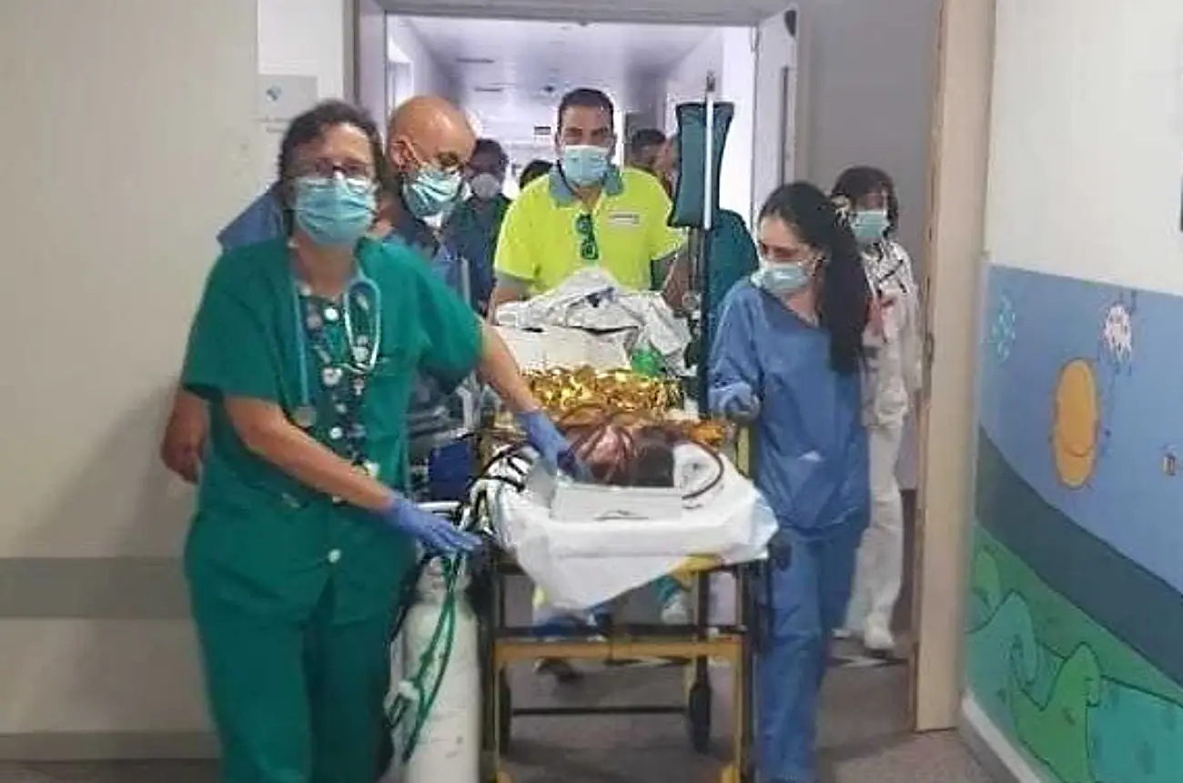 Momento en que Pablo fue trasladado en estado crítico. (Foto: Change.org)