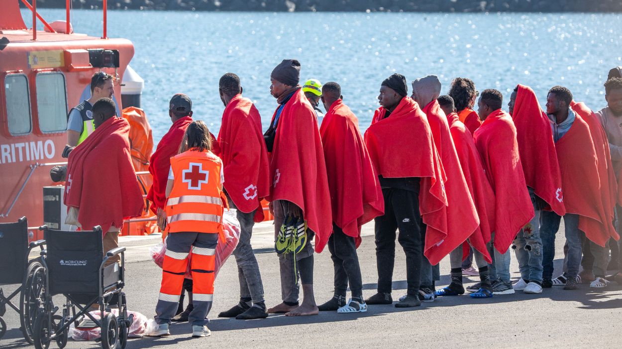 Personas migrantes que llegan en cayuco a Canarias. EP.