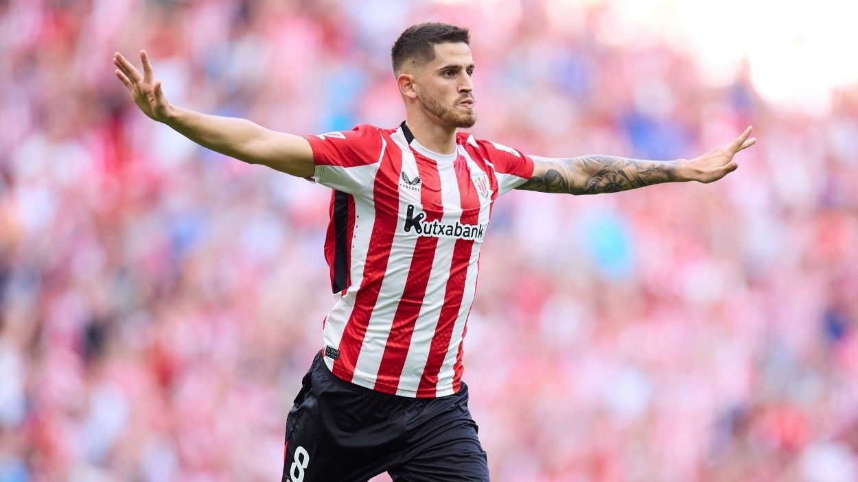 El jugador del Athletic Club, Oihan Sancet, celebrando un gol. EP