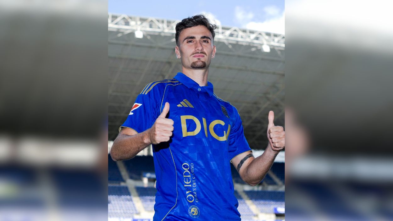 La nueva camiseta del Oviedo La nueva camiseta del Oviedo