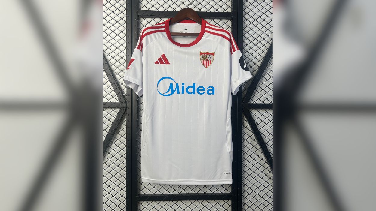 La nueva camiseta del Sevilla La nueva camiseta del Sevilla