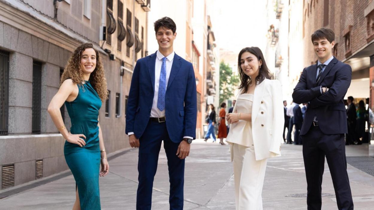 Julia Laguna, Albert Gimó, Belén Luengo y Gonzalo Plaza