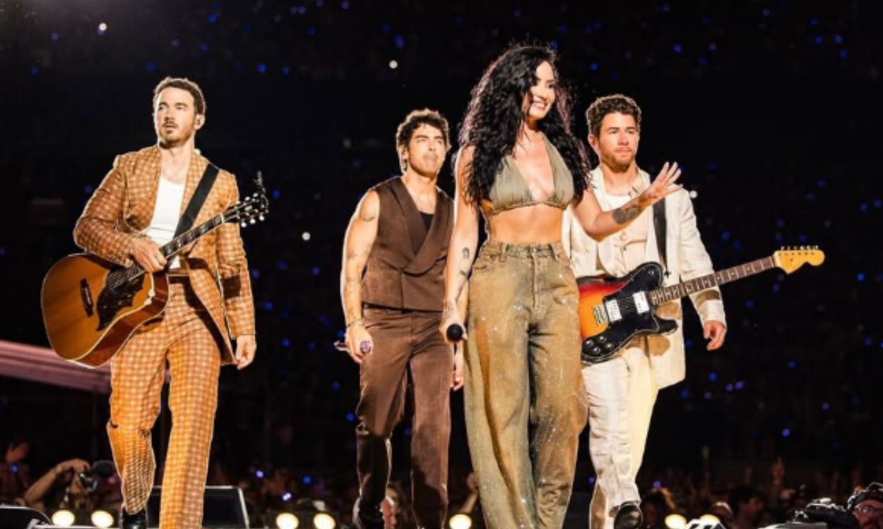 Demi Lovato en el concierto de los Jonas Brothers. Redes Sociales.