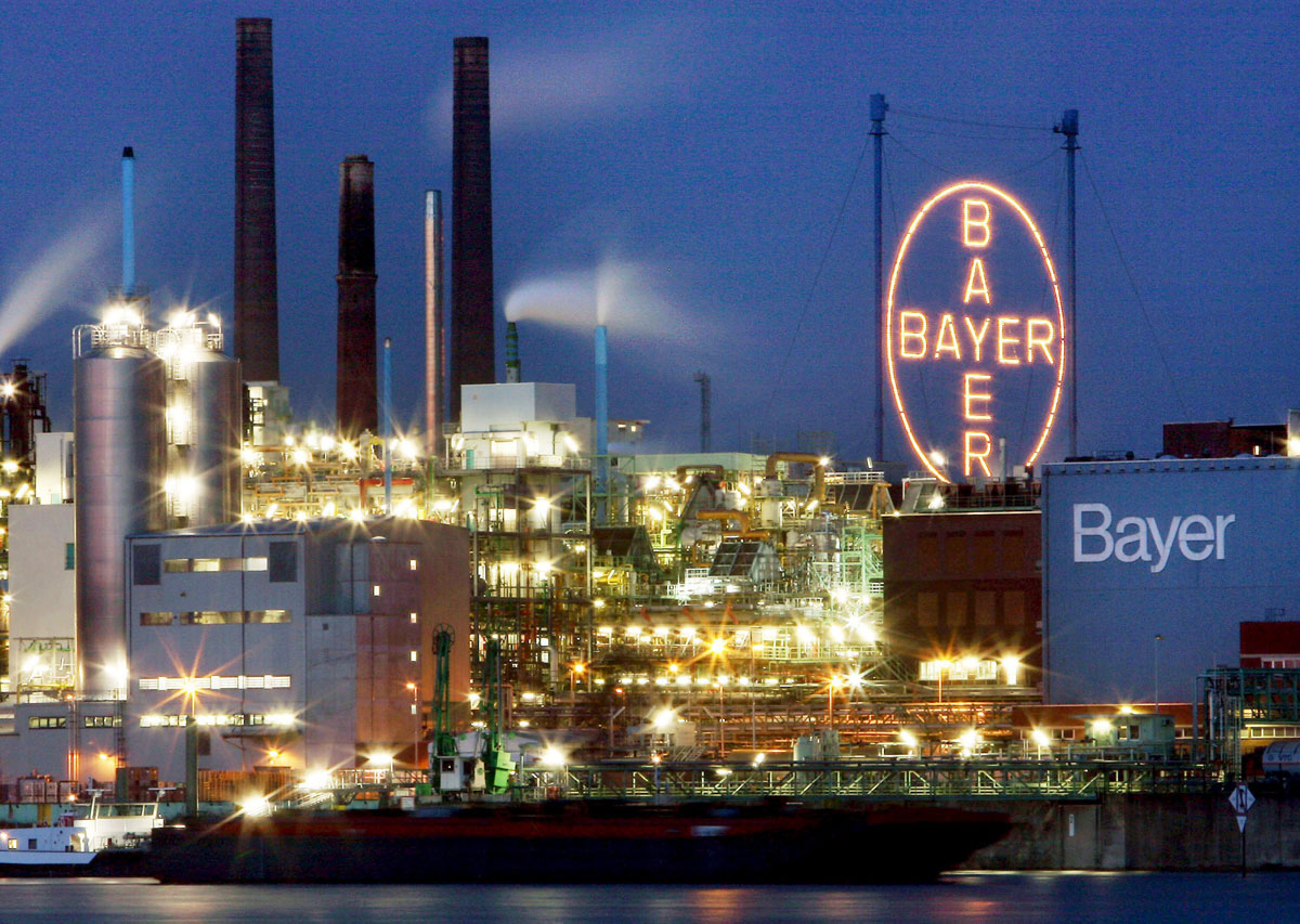 Las fábricas del gigante químico y farmacéutico alemán Bayer, en Leverkusen, Alemania