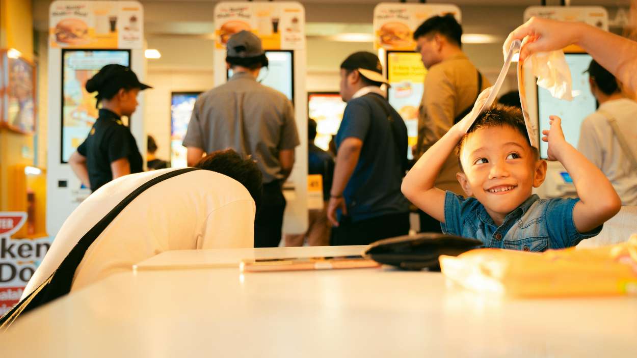 Adiós al Happy Meal en Japón el por qué McDonald's ha tomado esta decisión