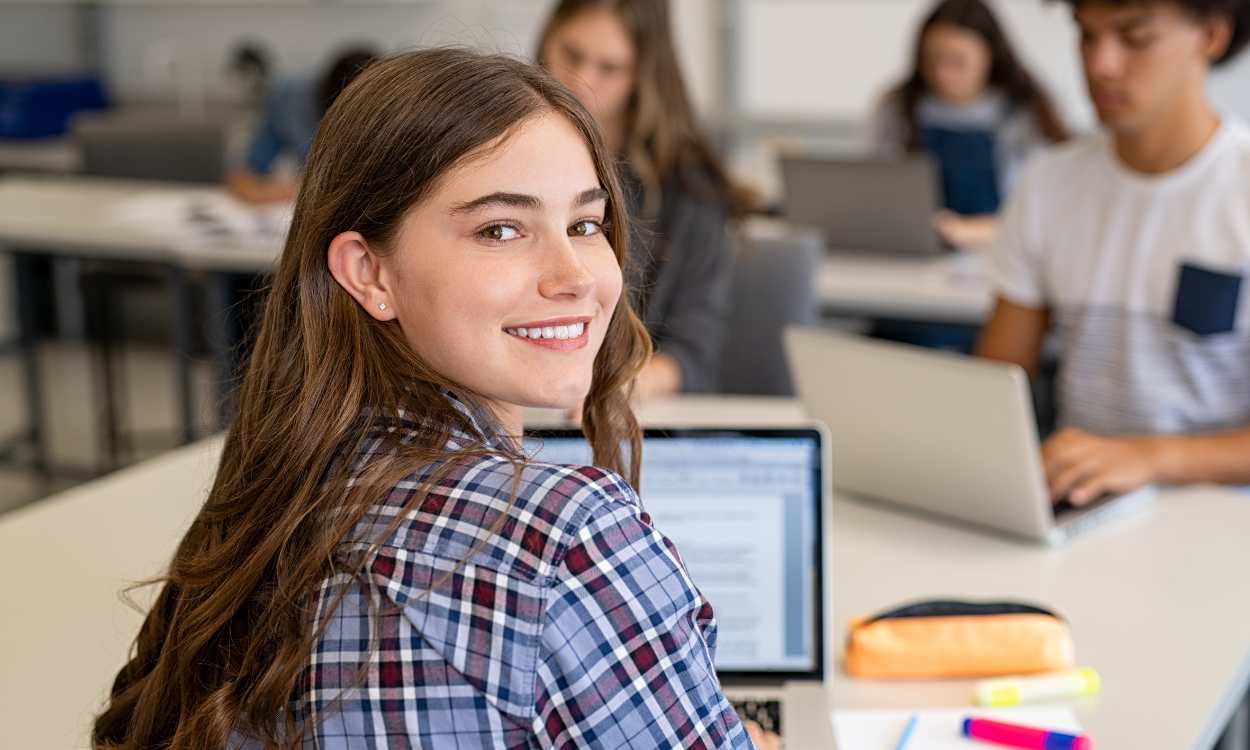 Google potencia la inteligencia artificial para la vuelta al cole: nuevas herramientas para estudiantes y educadores
